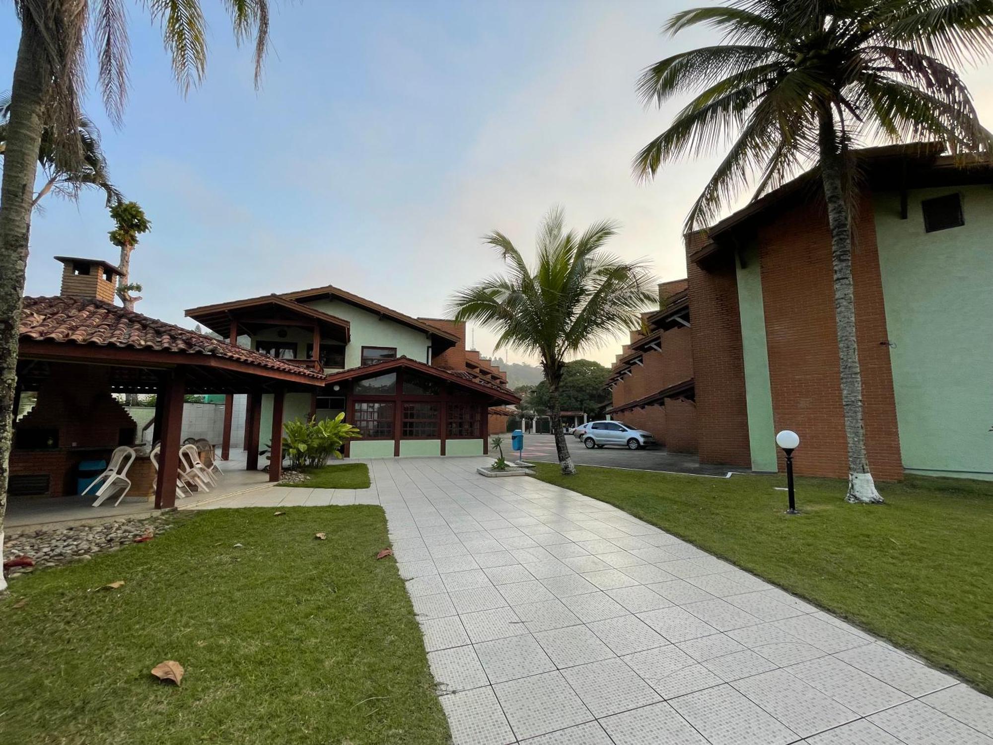 Pe Na Areia Na Praia Das Toninhas - Villagio 24 Porto Feliz Ubatuba Zewnętrze zdjęcie